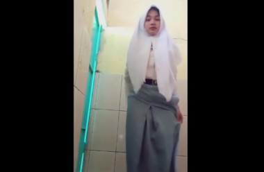 Viral Live Parfum Mahal Dan Intrik Politik Viral Of All Time